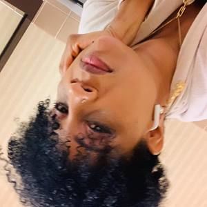 Meet your Posher, Marcia